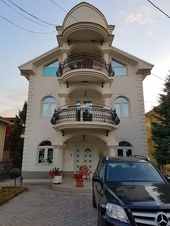 Apartment Cace Kumanovo Exterior foto